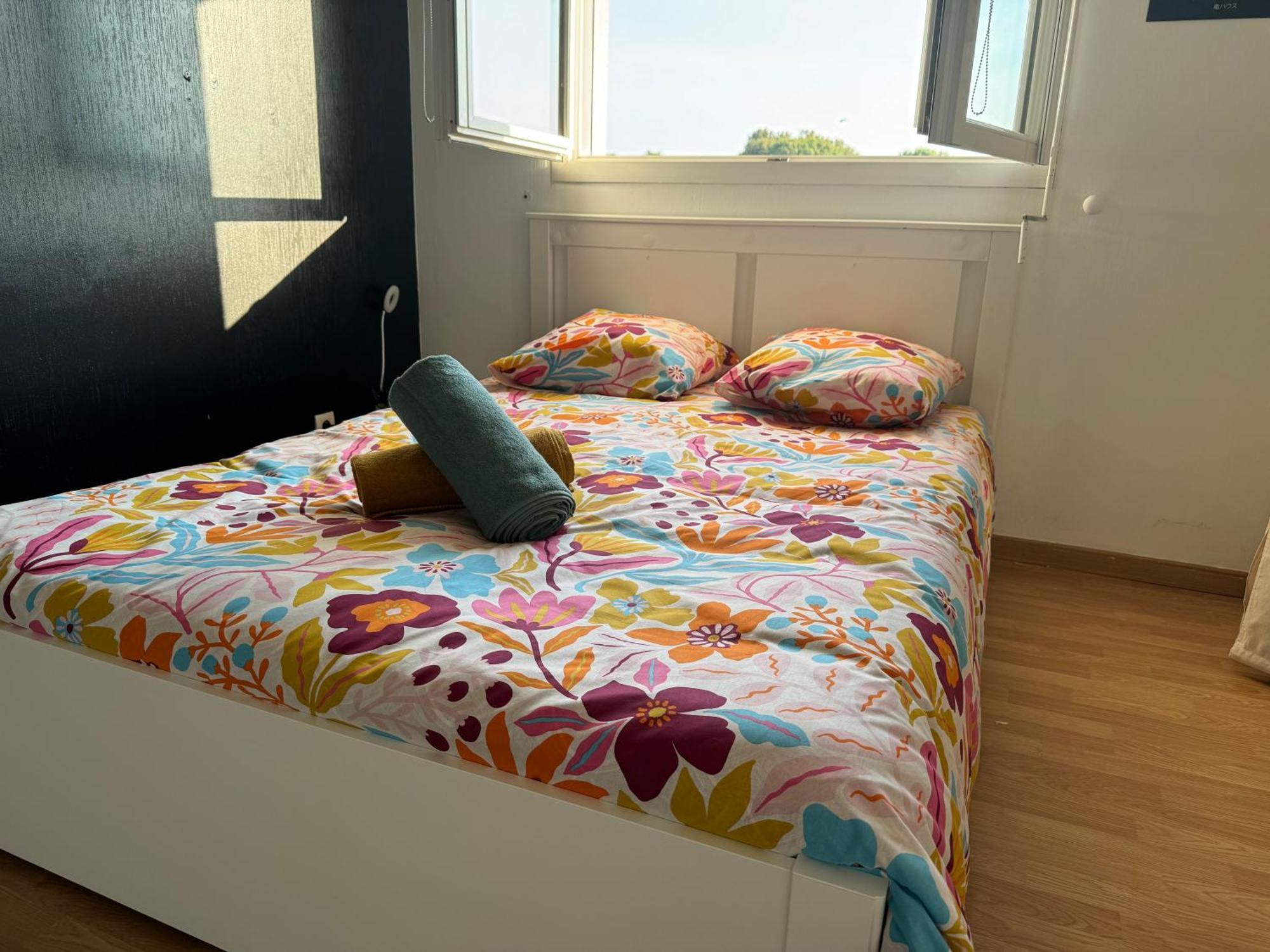 Bed and Breakfast Ode Au Bassin Міос Екстер'єр фото